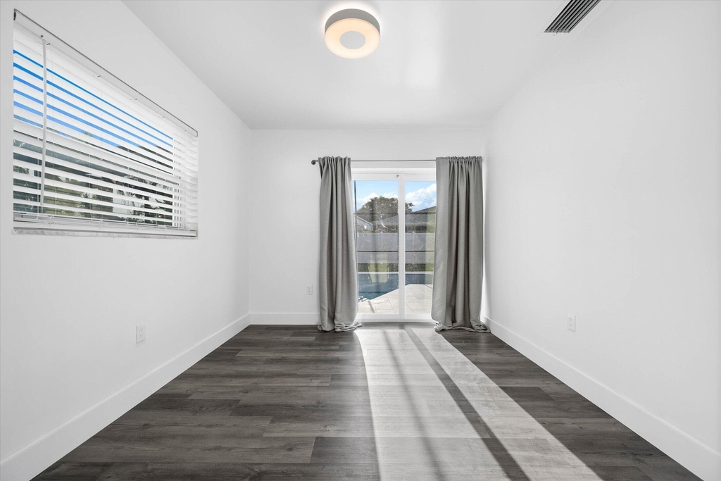 1650 Nw 9th Street - Photo 20