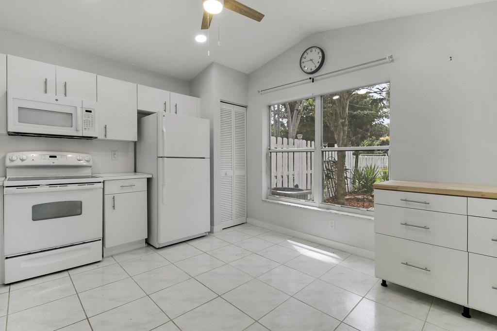 7333 Burgess Drive - Photo 19