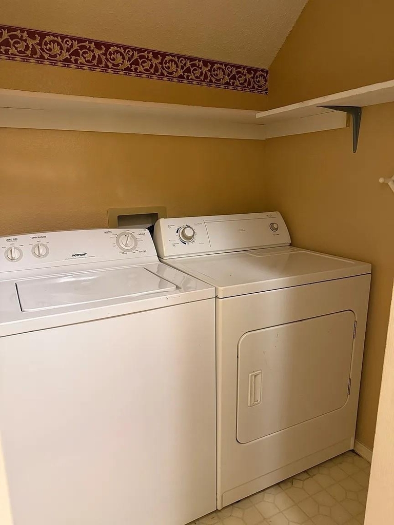 1208 Canoe Lane - Photo 7