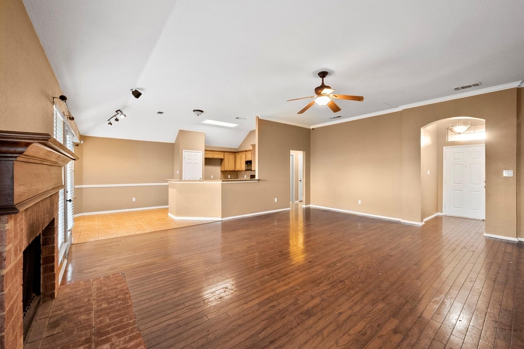 309 Shane Lane - Photo 9