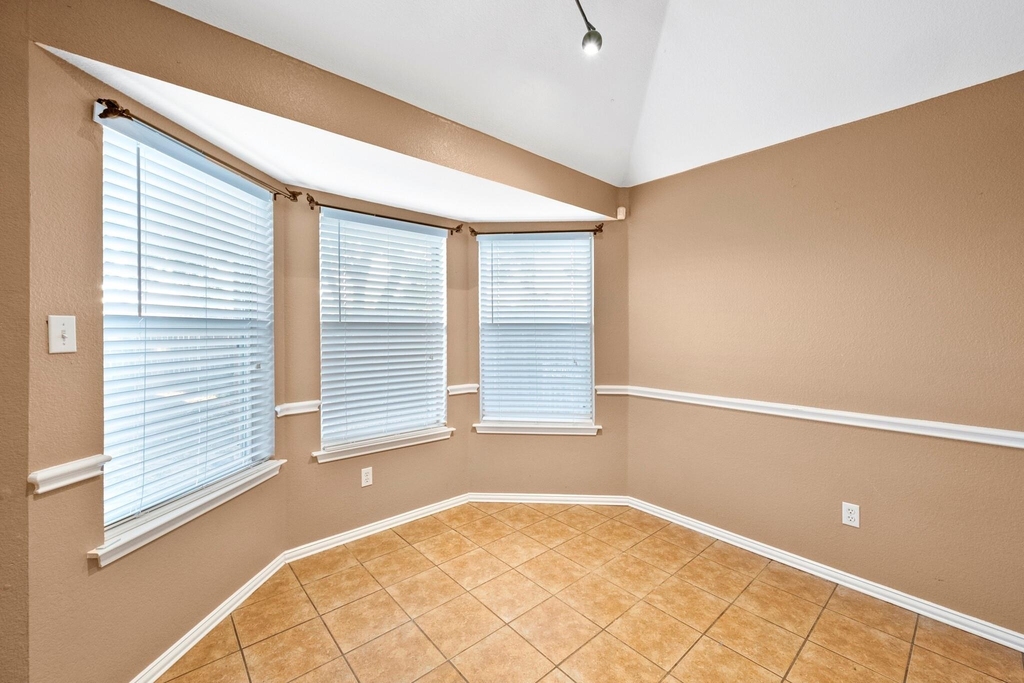 309 Shane Lane - Photo 6