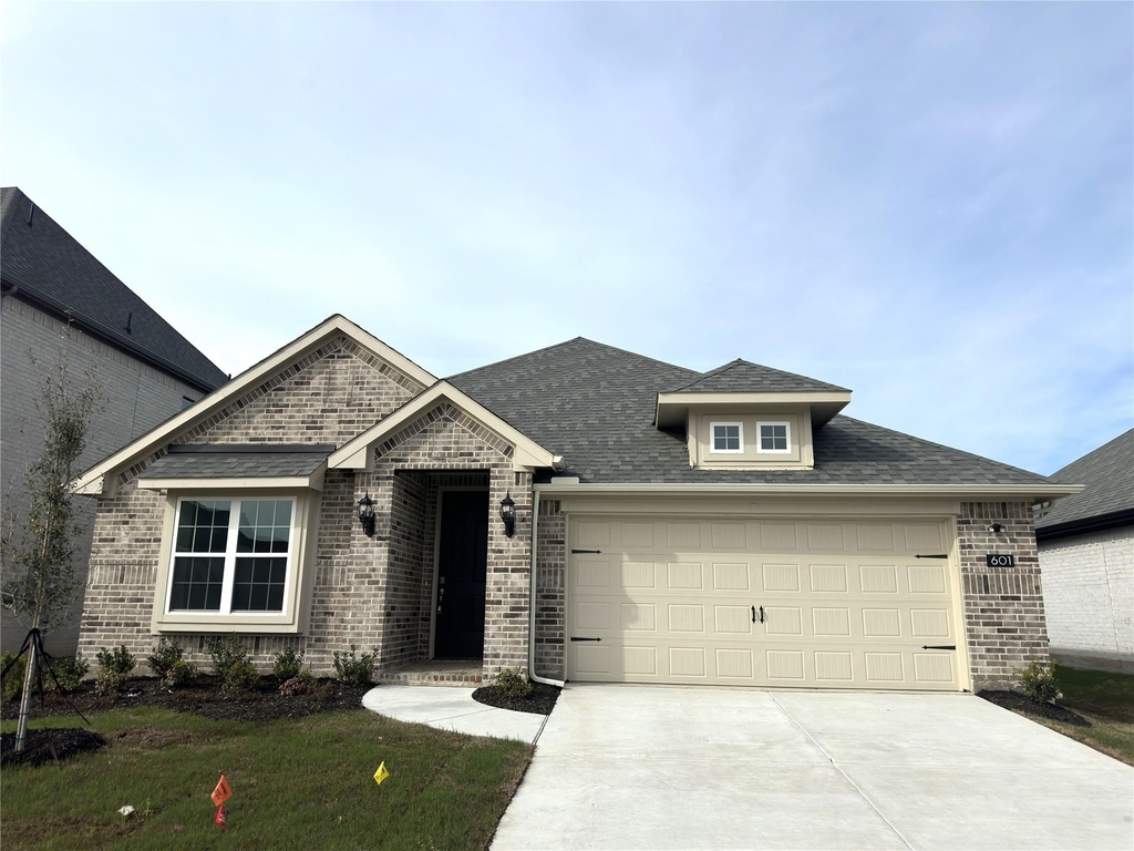601 Tartane Drive - Photo 1