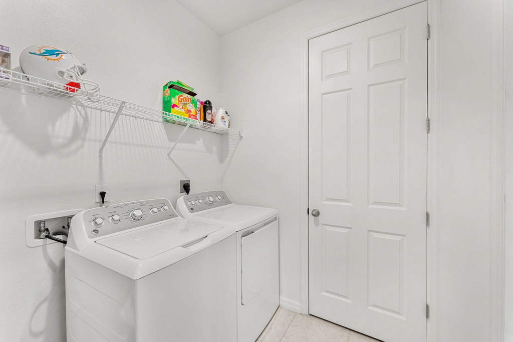 2044 Sw Americana Street - Photo 42