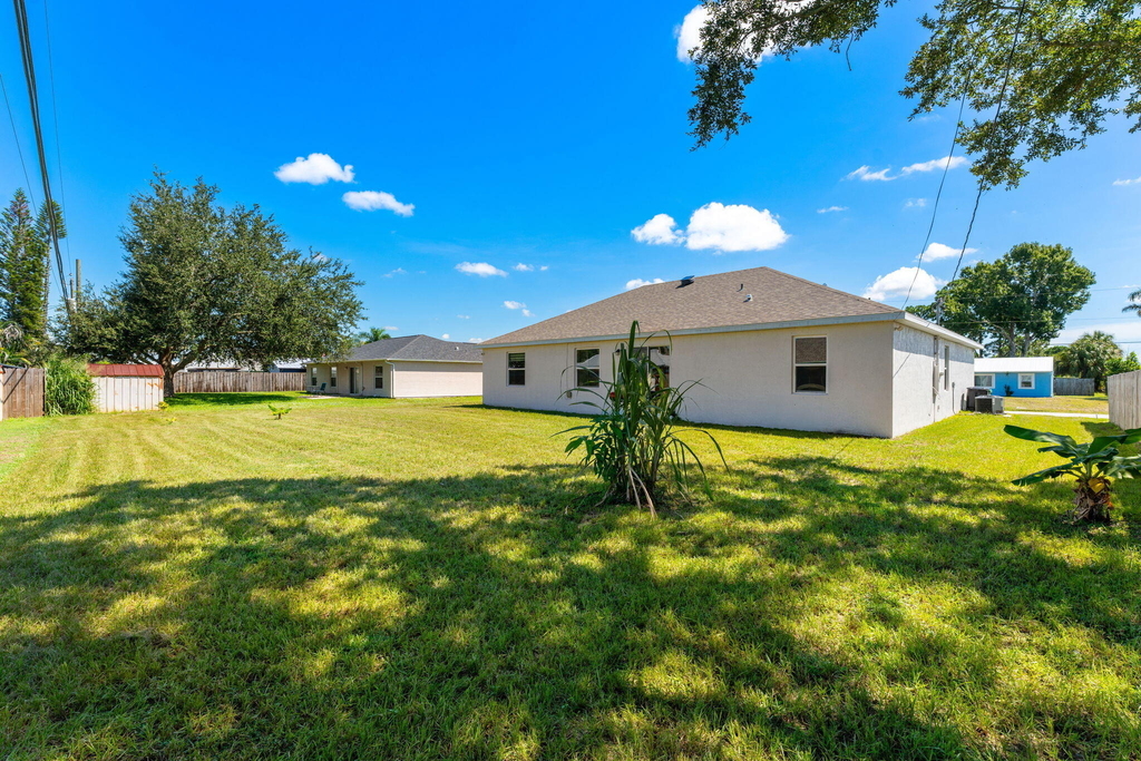 2044 Sw Americana Street - Photo 45