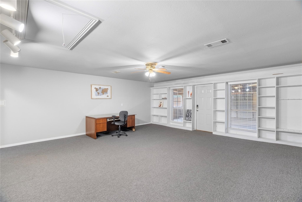 3024 Encino Drive - Photo 21