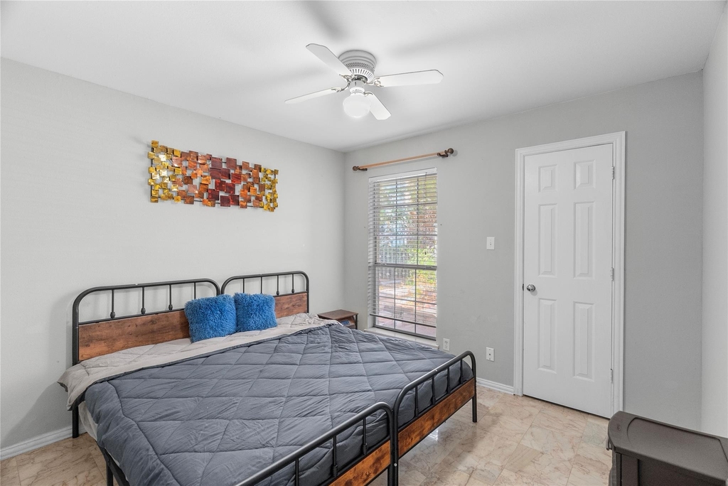 3024 Encino Drive - Photo 11