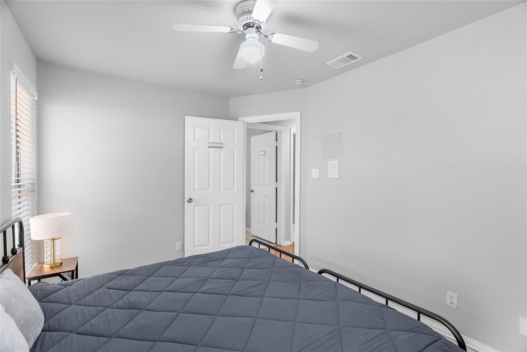 3024 Encino Drive - Photo 14