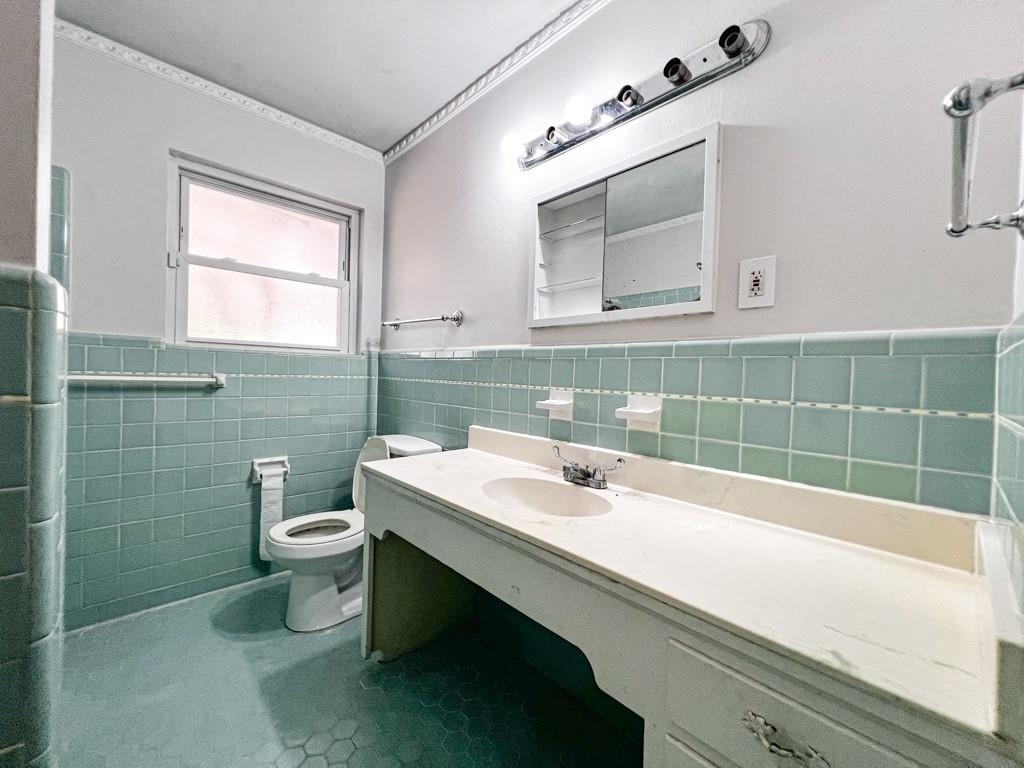 2629 Maverick Avenue - Photo 9
