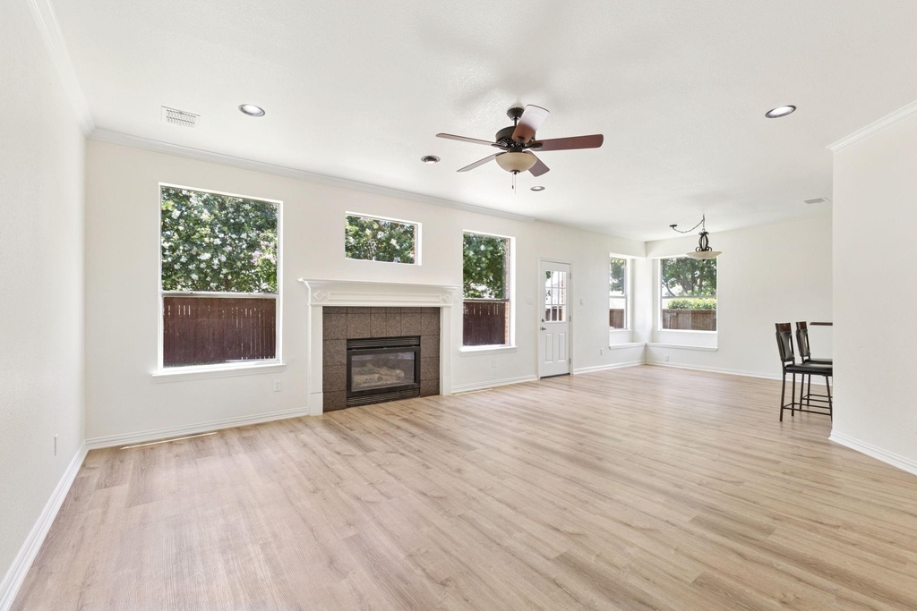 2509 Woodstone Court - Photo 8