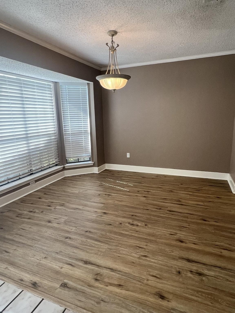2513 Poppy Lane - Photo 2