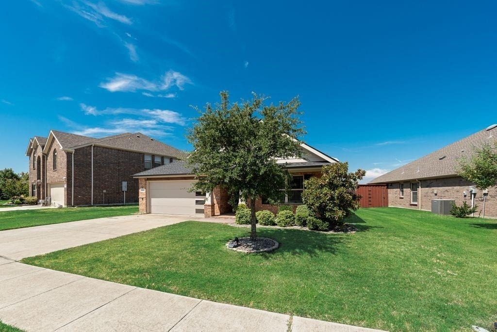 12009 Fairbanks Court - Photo 4