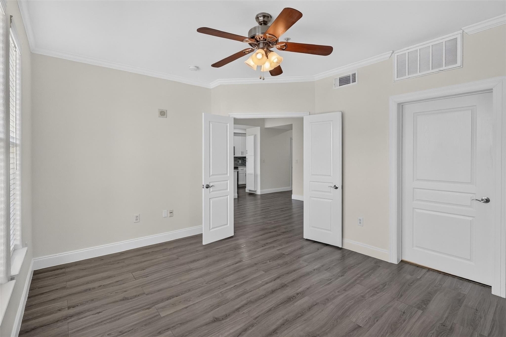 330 Las Colinas Boulevard E - Photo 20