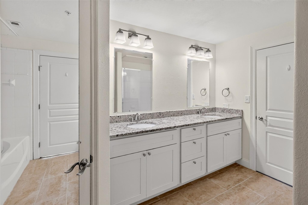 330 Las Colinas Boulevard E - Photo 14