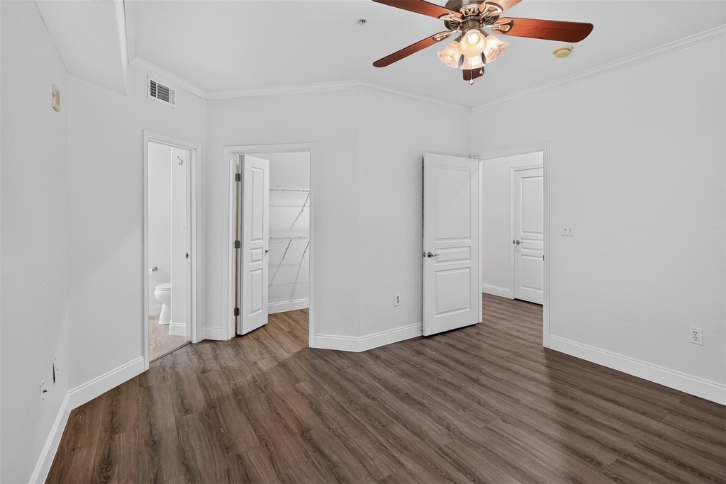 330 Las Colinas Boulevard E - Photo 12