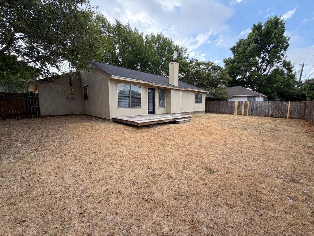 921 Park Place Boulevard - Photo 15