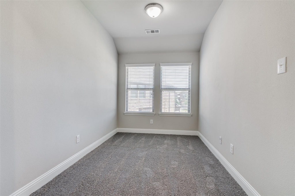 4533 Titus Circle - Photo 17