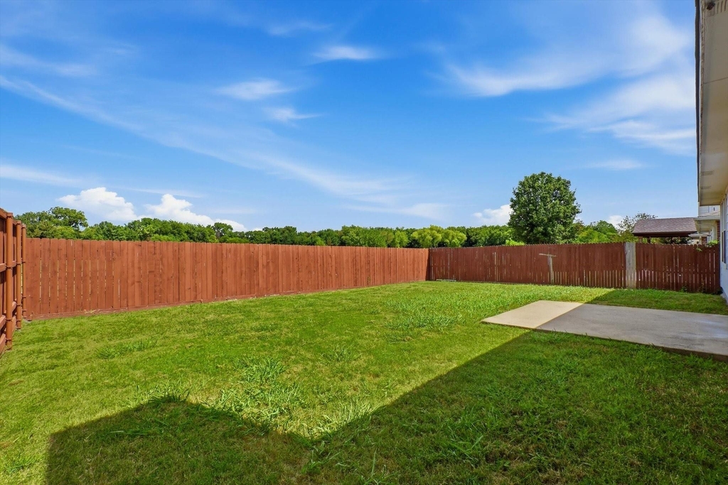 652 Lincoln Avenue - Photo 28