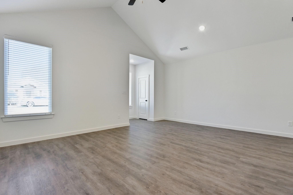 720 W Texas Street - Photo 5