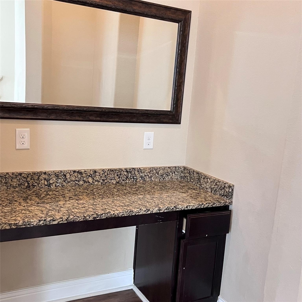 3820 Riversdale - Photo 10