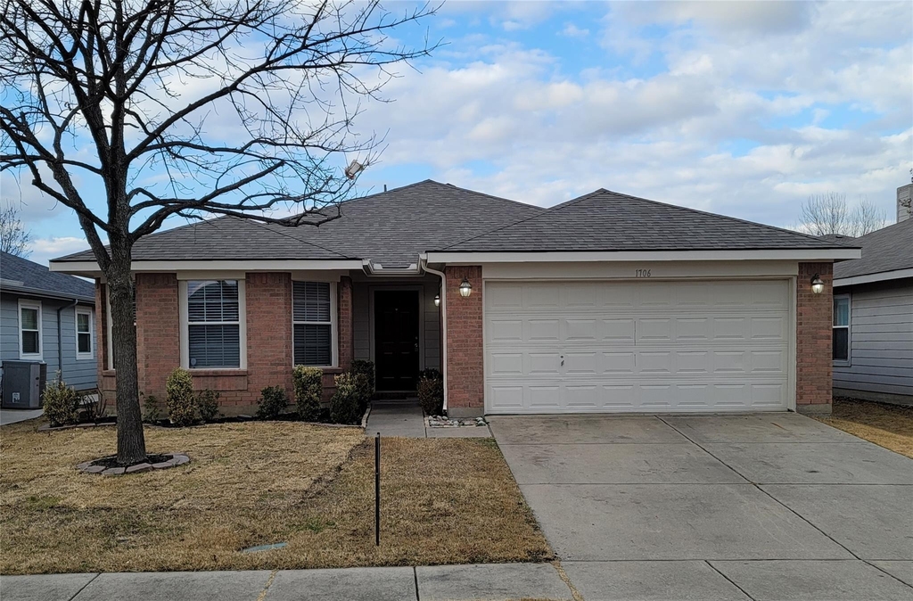 1706 Willow Way - Photo 1