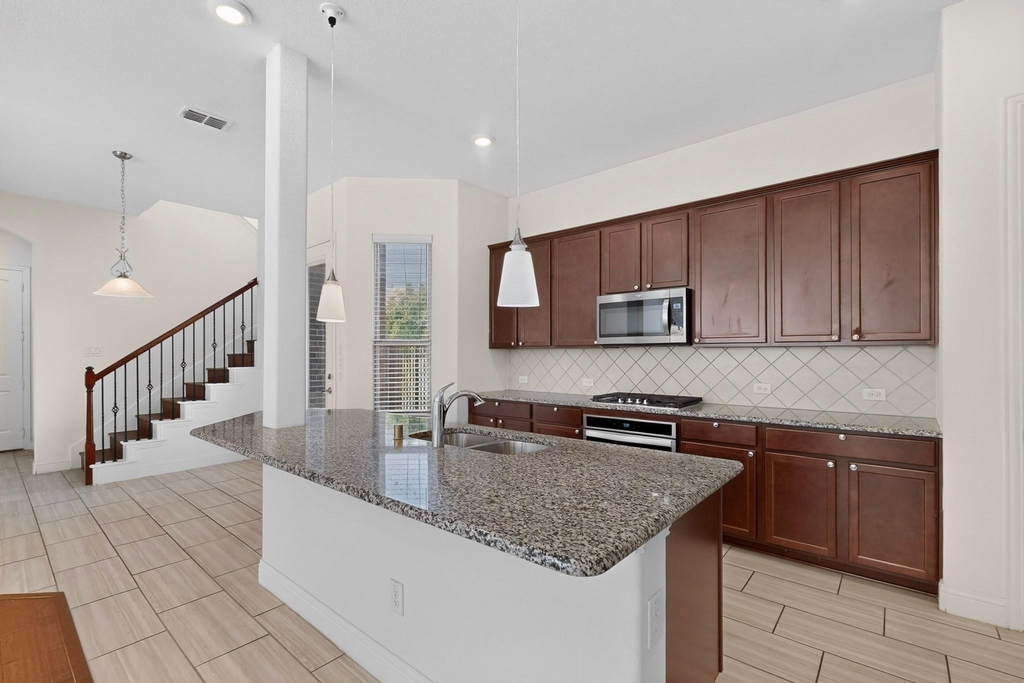 12779 Friar Street - Photo 15
