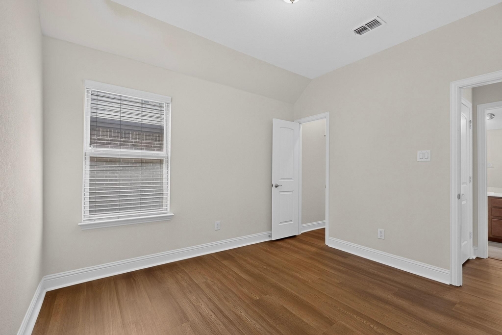 12779 Friar Street - Photo 29