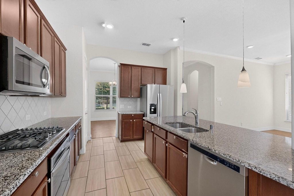 12779 Friar Street - Photo 16
