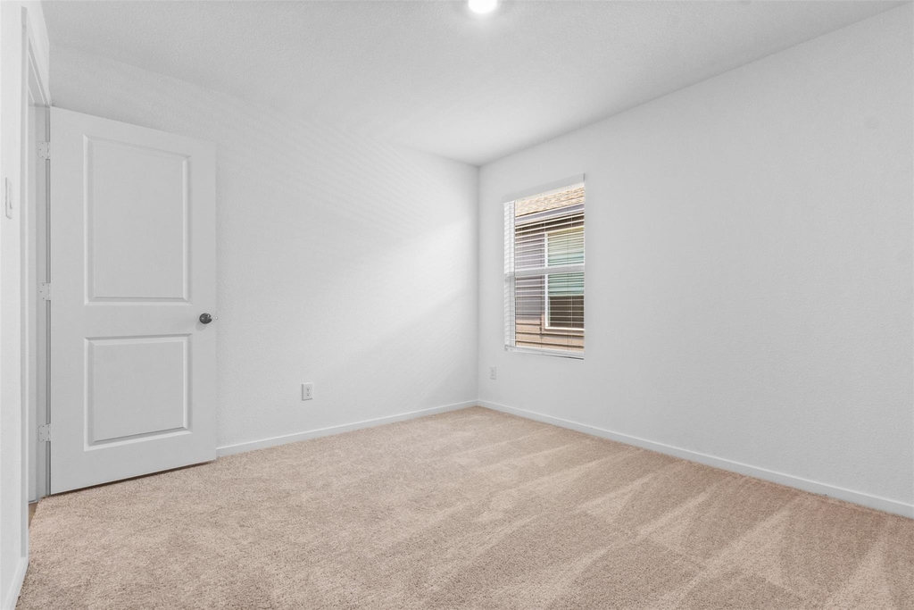 615 Kinglet Lane - Photo 14