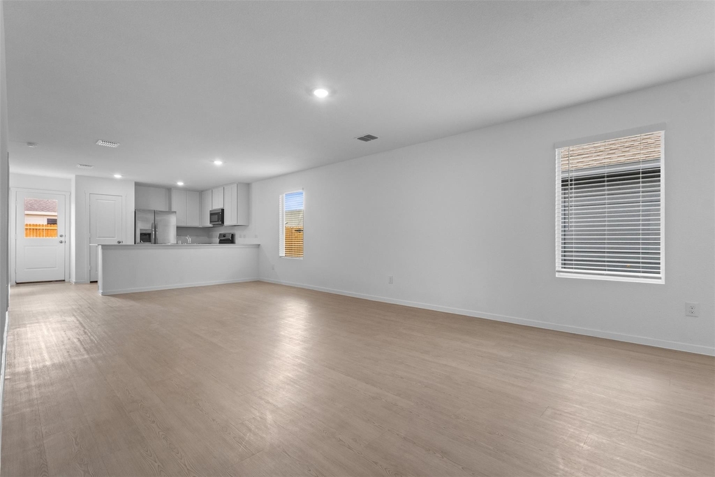 615 Kinglet Lane - Photo 4