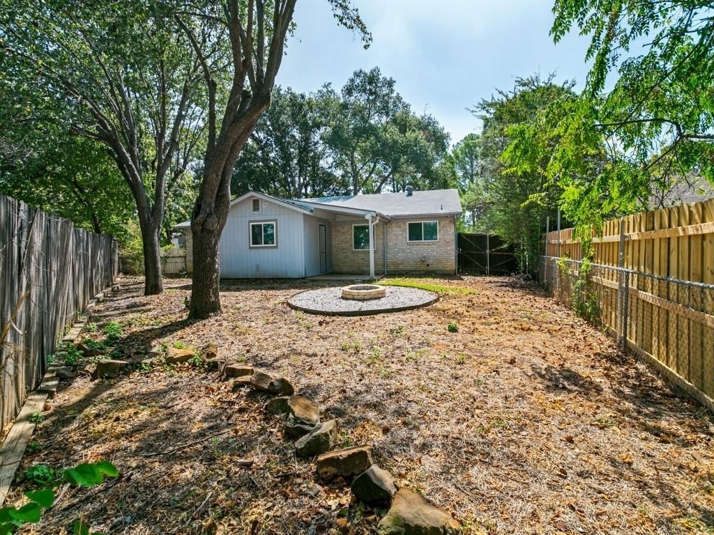 2305 Harvard Drive - Photo 16