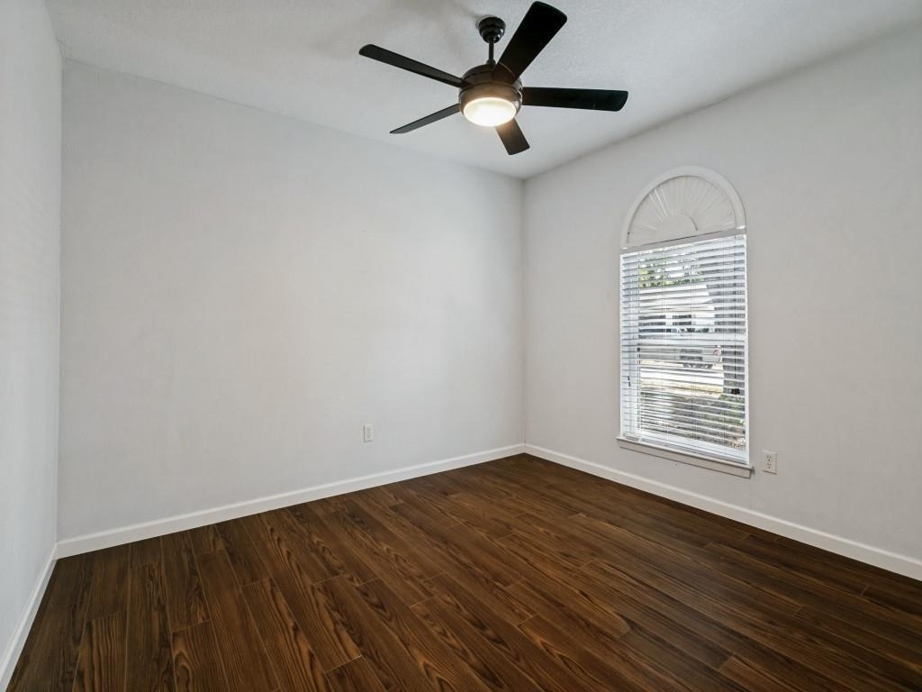 2305 Harvard Drive - Photo 12