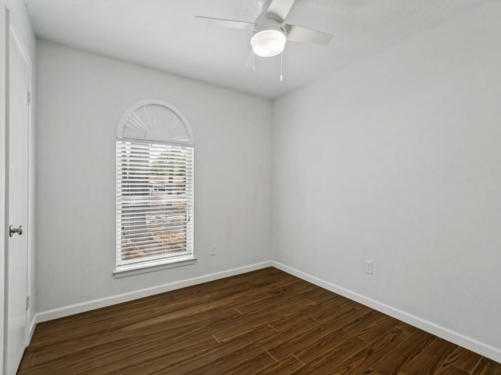 2305 Harvard Drive - Photo 13