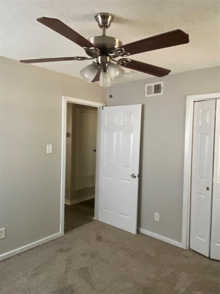 7120 Waycrest Drive - Photo 10