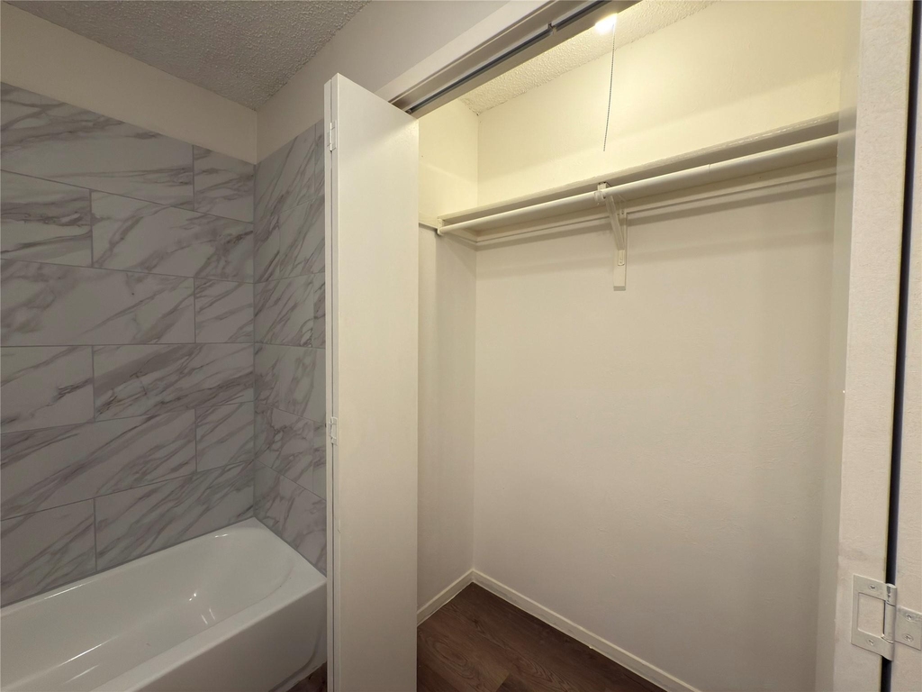 9696 Walnut Street - Photo 15