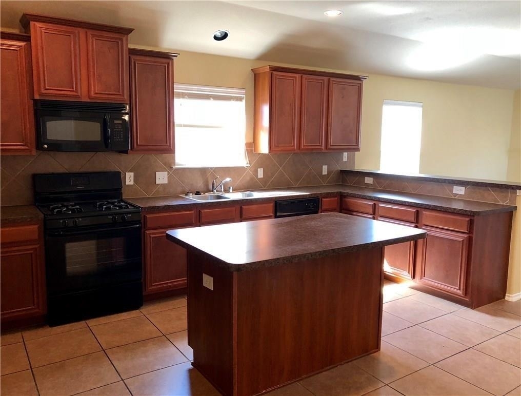1104 Kaufman Road - Photo 4