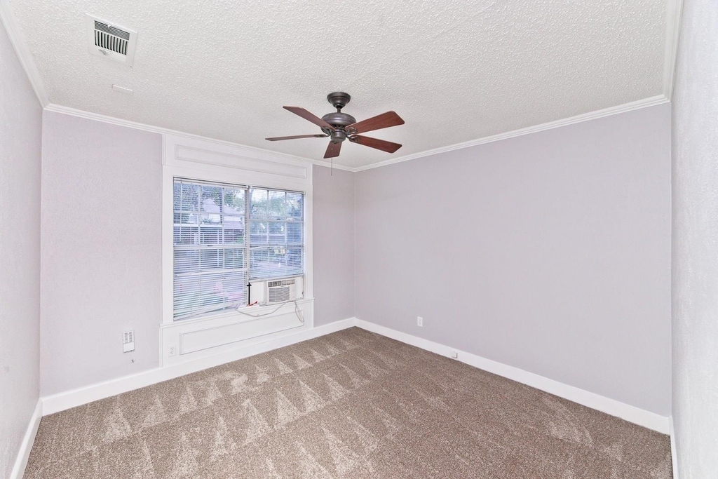 6020 Llano Avenue - Photo 12