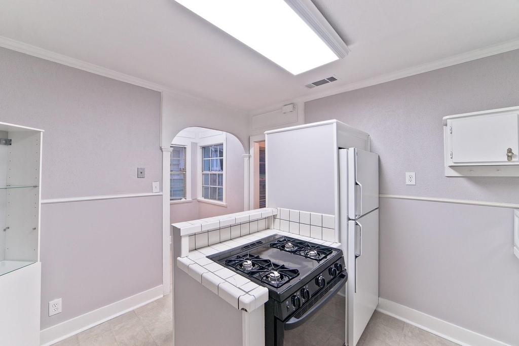 6020 Llano Avenue - Photo 7