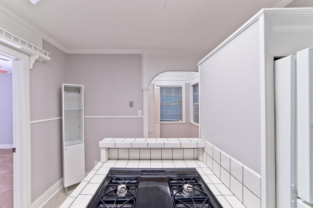 6020 Llano Avenue - Photo 8