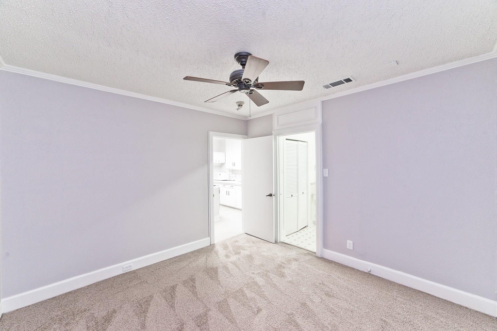 6020 Llano Avenue - Photo 13