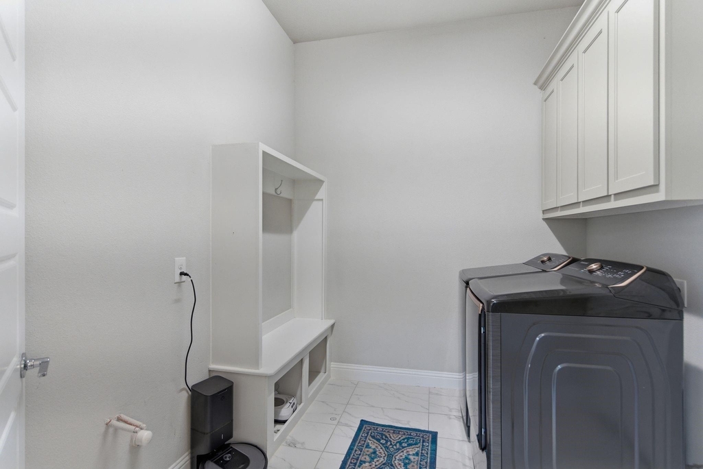 9607 Maple Hill Lane - Photo 33