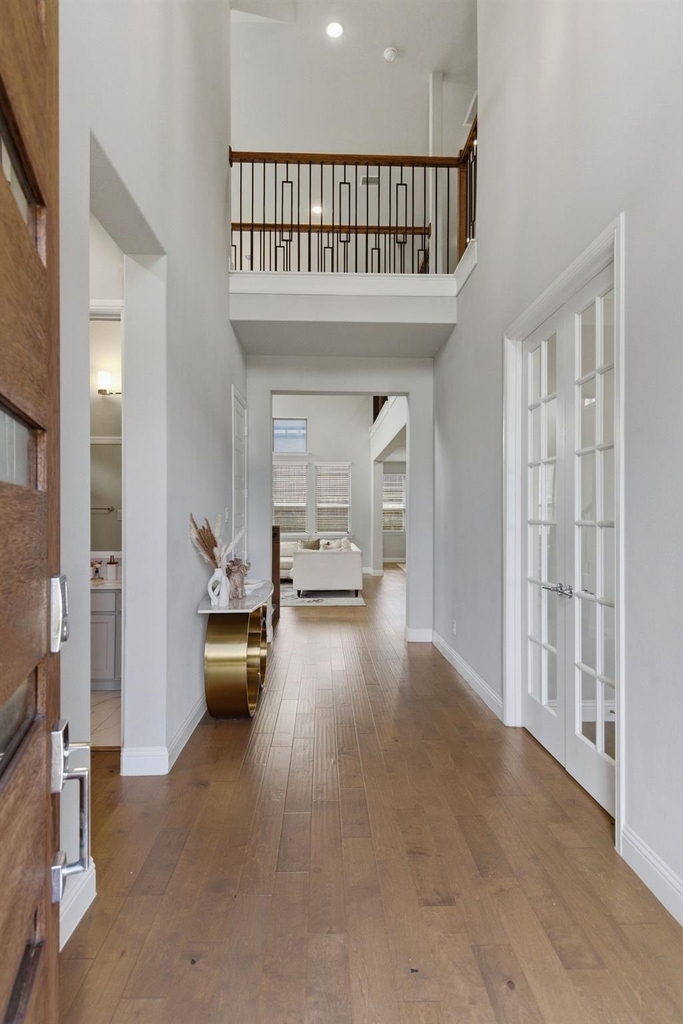 9607 Maple Hill Lane - Photo 3
