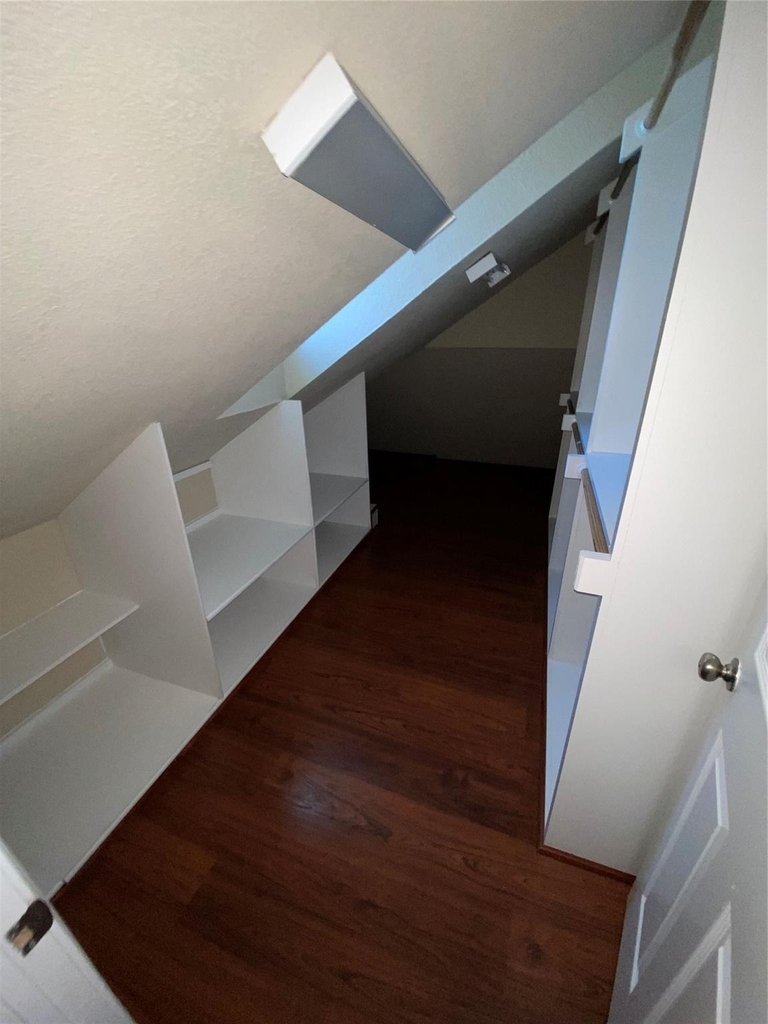 10045 Bluewater Terrace - Photo 21