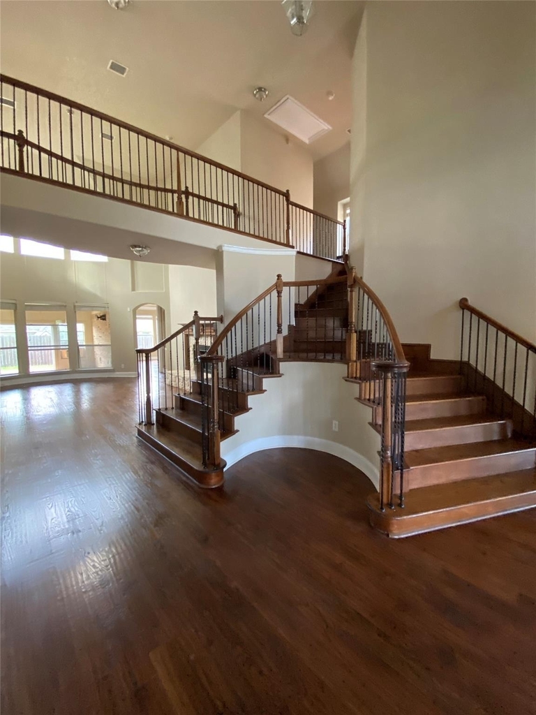 10045 Bluewater Terrace - Photo 3