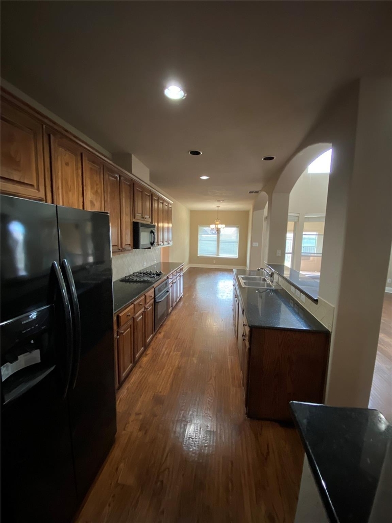 10045 Bluewater Terrace - Photo 4
