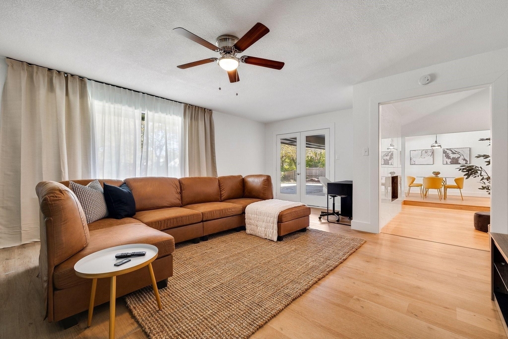 1402 Tiffany Forest Lane - Photo 28