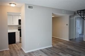 2415 S Graham Drive - Photo 3