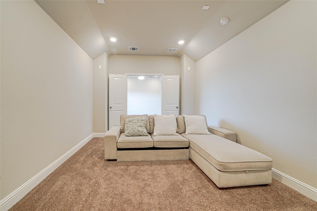 707 Gatecrest Drive - Photo 32