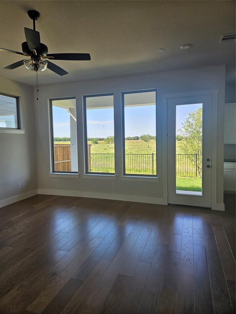 221 Chestnut Street - Photo 3