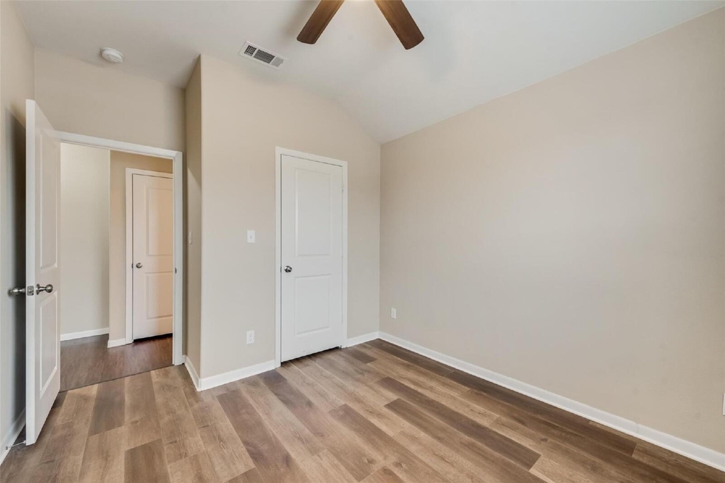 3318 Brookstone Drive - Photo 6