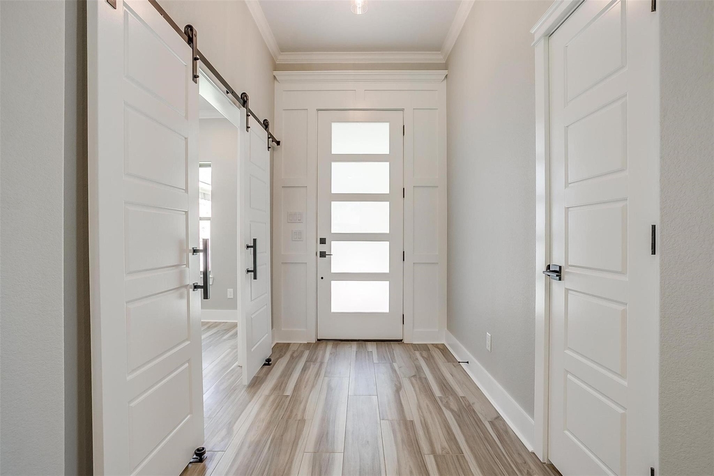 908 Meadowlark Lane - Photo 4